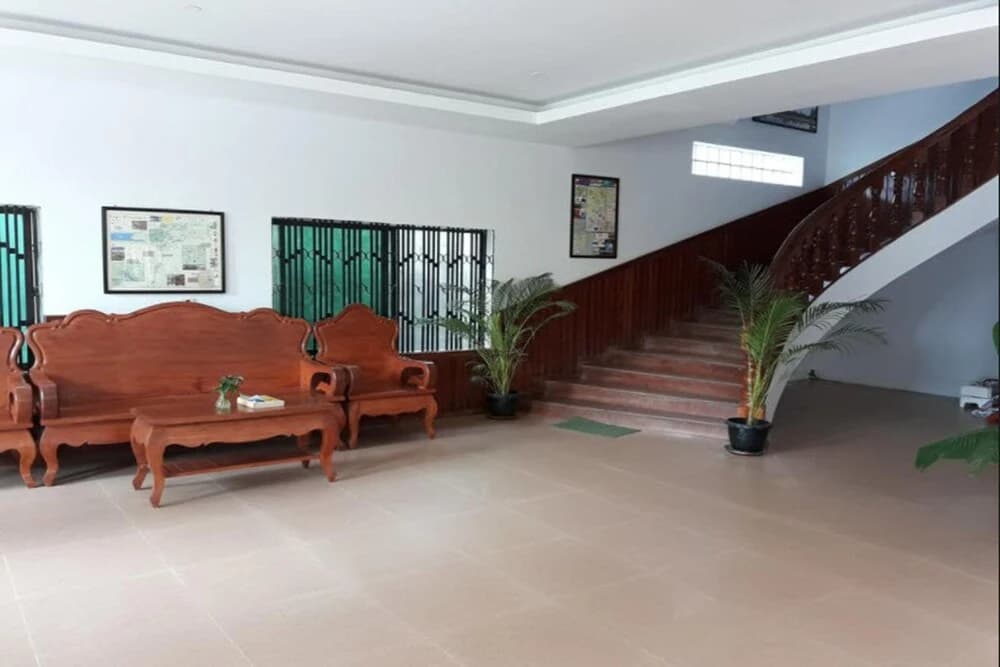 New Riverside Guesthouse - photo 11