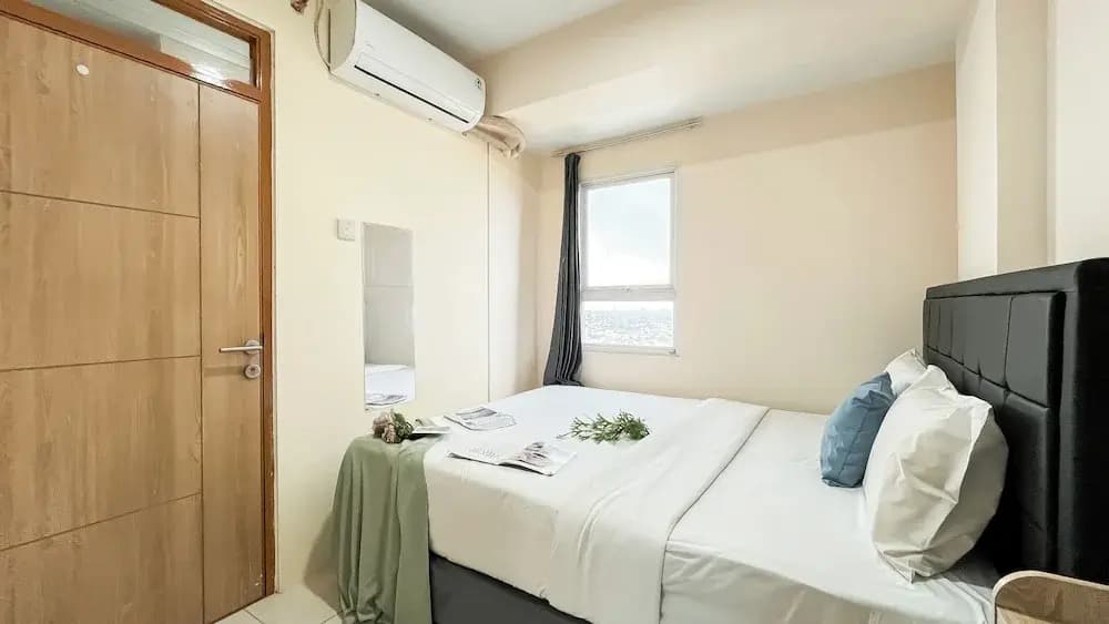 Basic 2Br Apartment At Green Palm Residence - photo 5