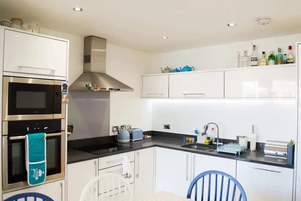 Modern Home By Leith Walk - photo 9