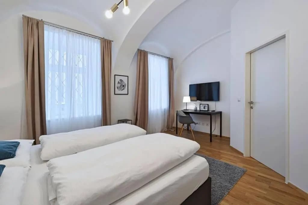 Vienne City Apartment Crown 6 - photo 4
