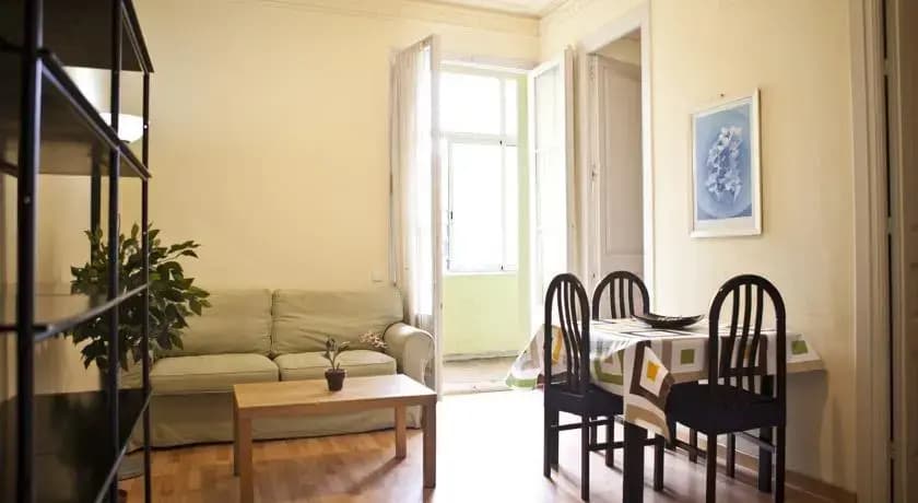 Apartment Balmes - photo 4