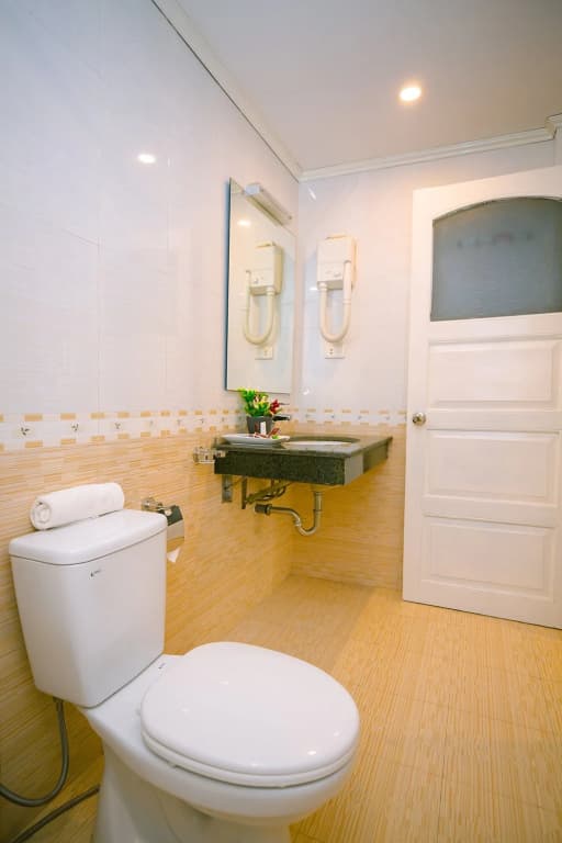Royal Hotel - photo 7