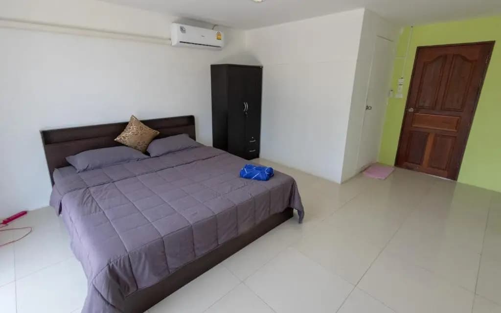 P & T Hostel - photo 5