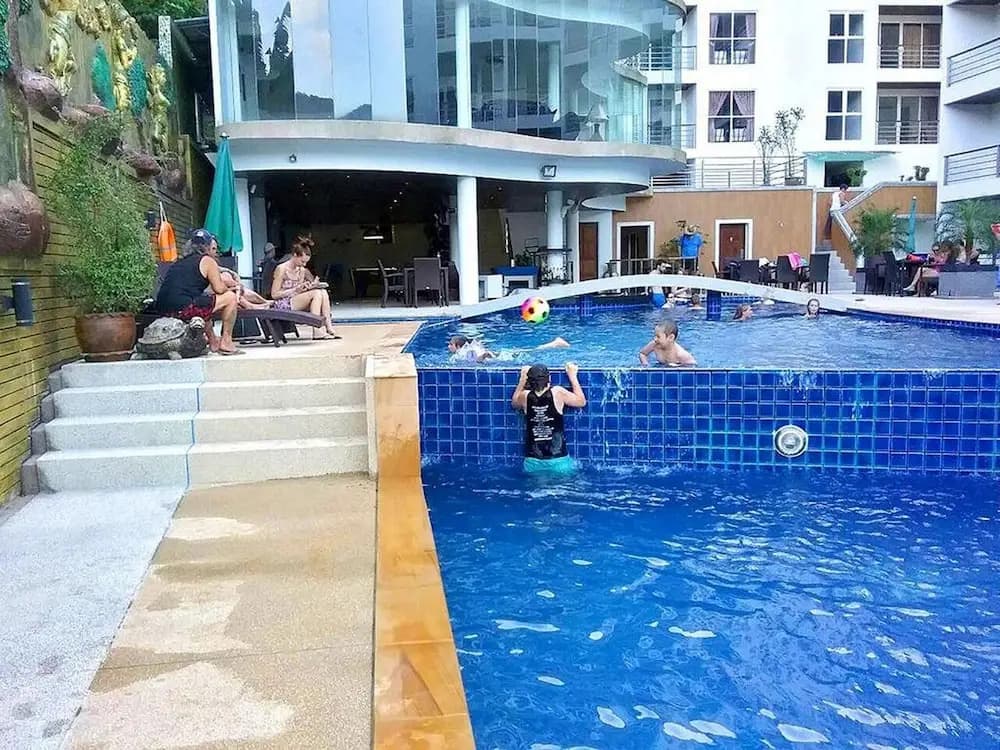 Beststayinphuket Poolview - photo 12