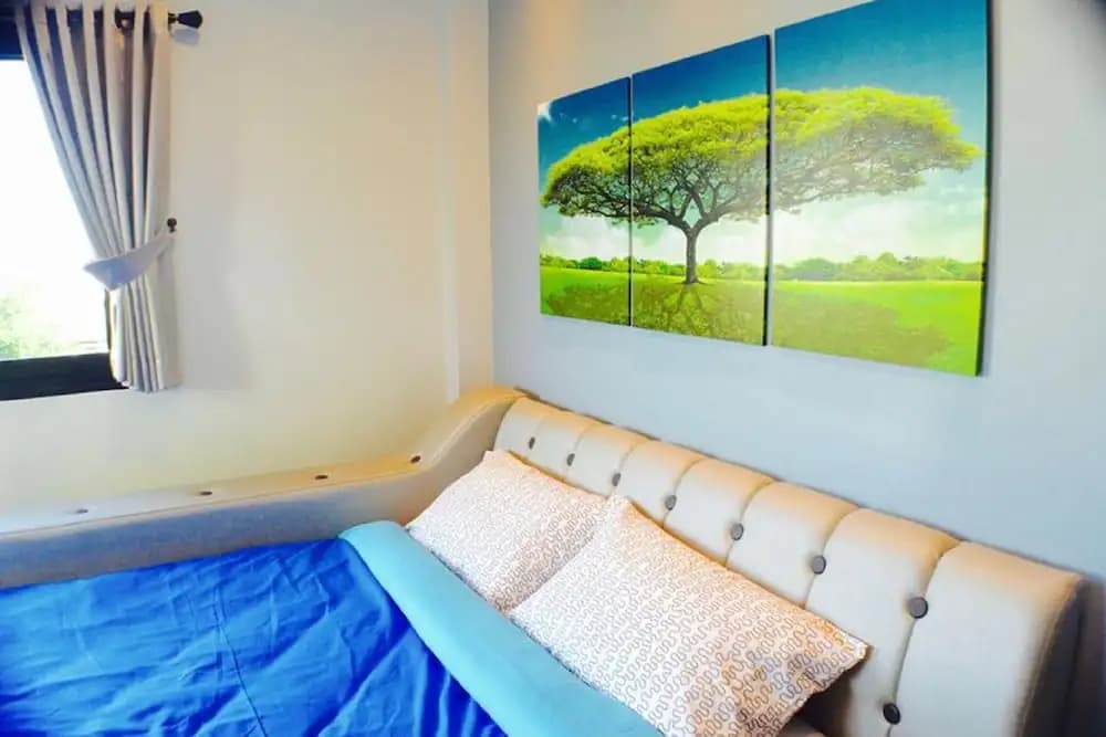 3 Bedroom House @Skytrain - photo 6