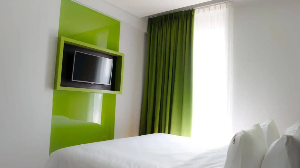 MaxOne Hotels at Pemuda - photo 7