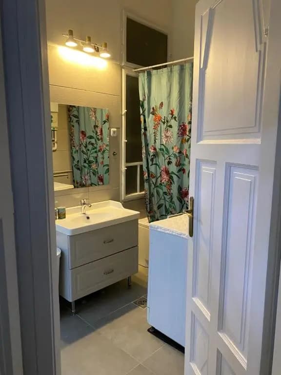 Allomas Apartman - photo 2