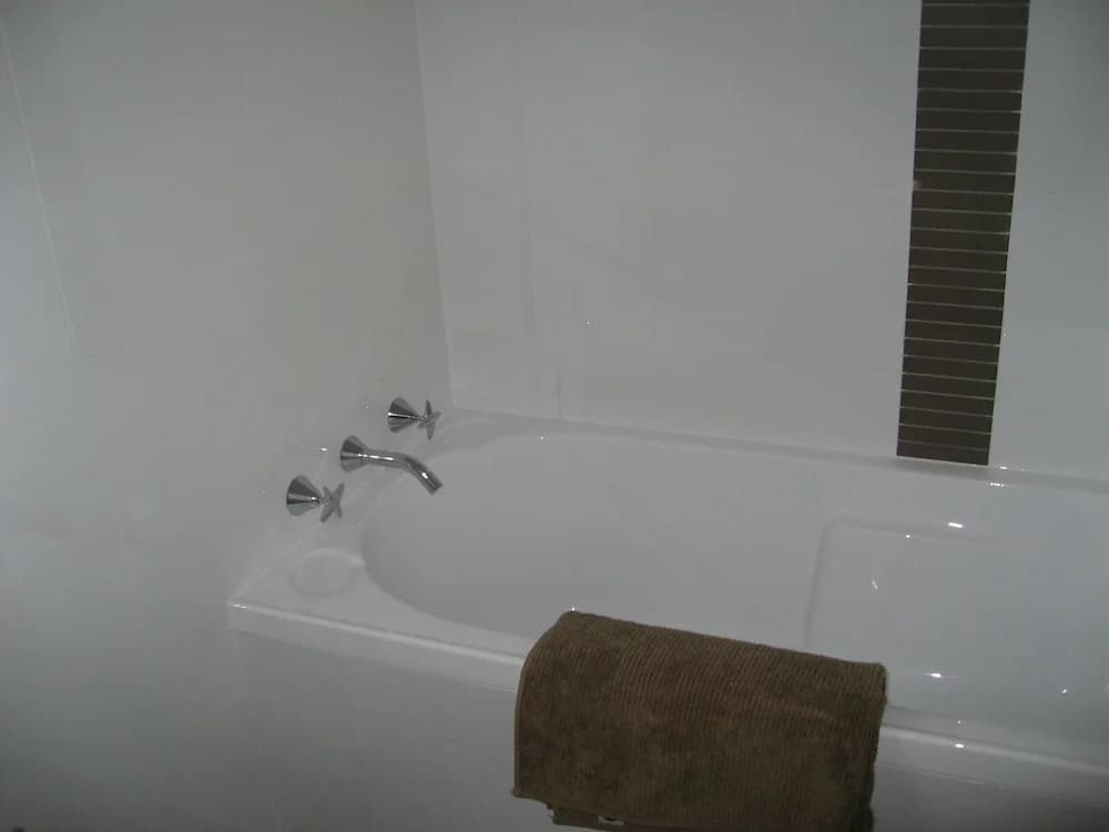 Parkside Apartments - photo 8