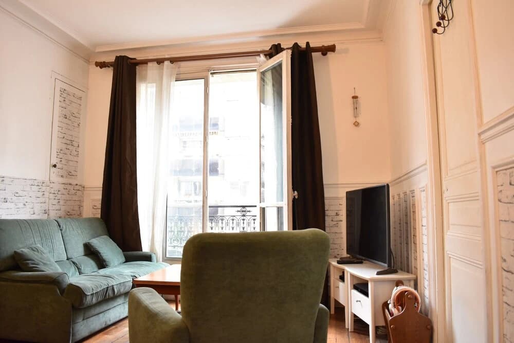 Large Apartment Near Bercy - photo 3