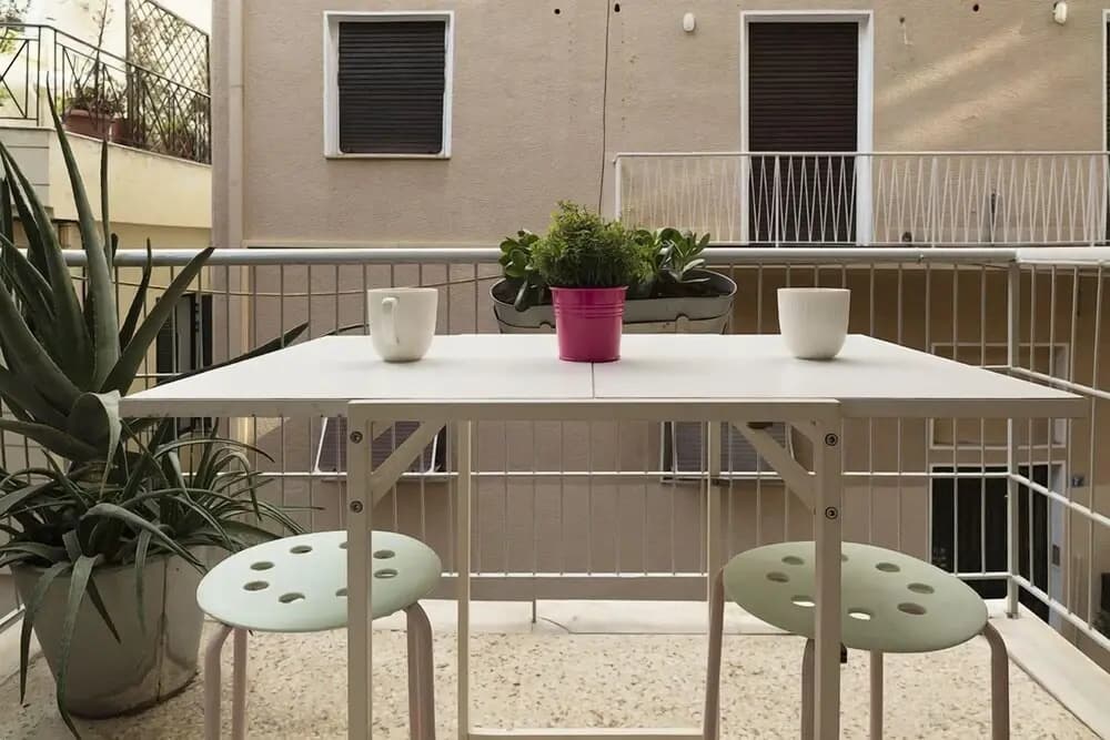 Vintage Apartment next to Acropolis Museum - photo 11