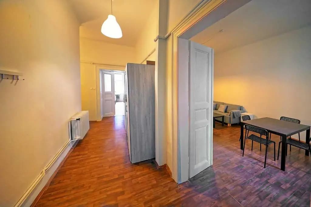 Peter's Tower Apartments - photo 11