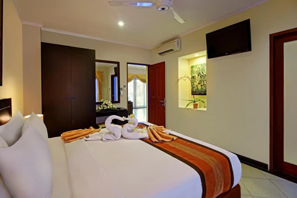 Kuta Townhouse Apartments - photo 3