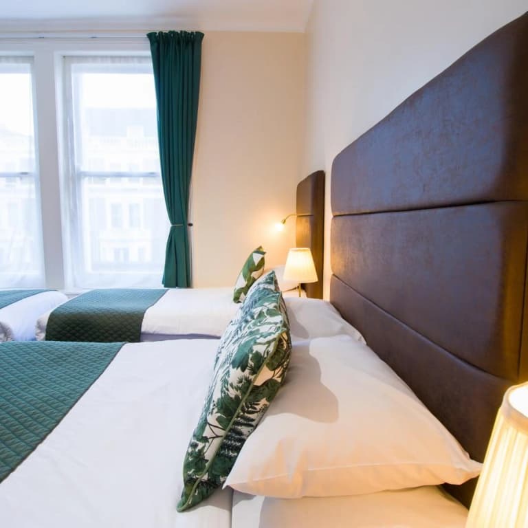 London Town Hotel - photo 27