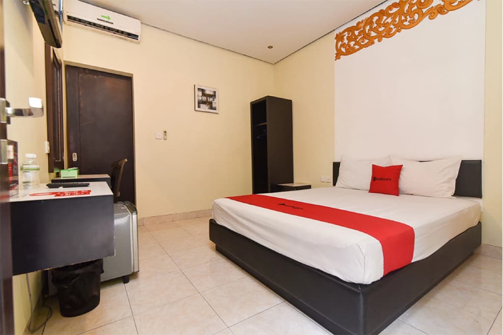 RedDoorz near Ngurah Rai Airport - photo 4