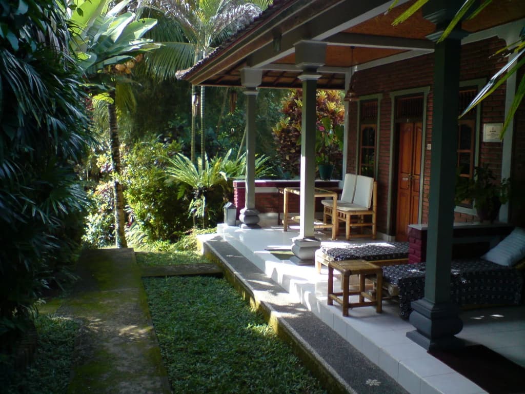 Suastika Lodge - photo 5
