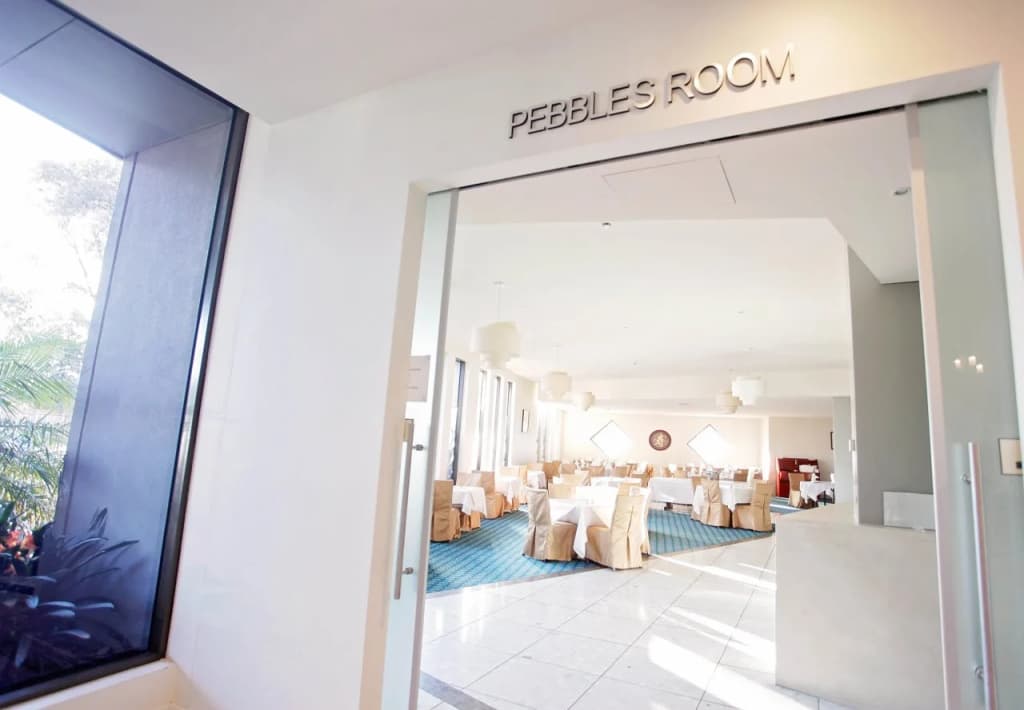 Golden Pebble Hotel - photo 17