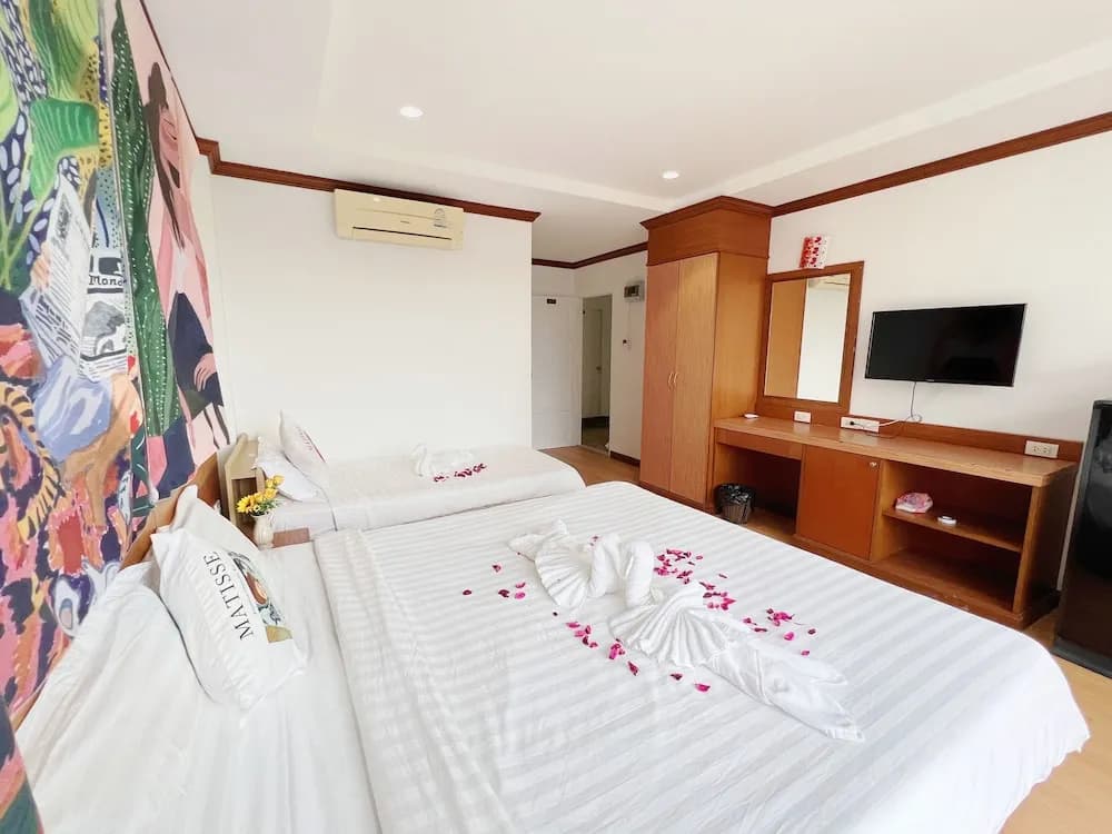Lanting House Phuket - photo 6