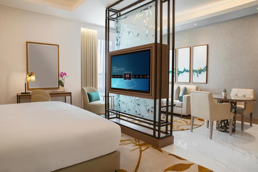Al Jaddaf Rotana Suite Hotel - photo 5