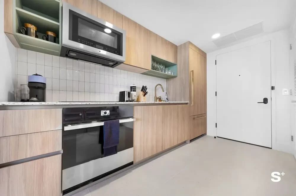 Downtown 1BR Apt with Skyline Views - photo 18