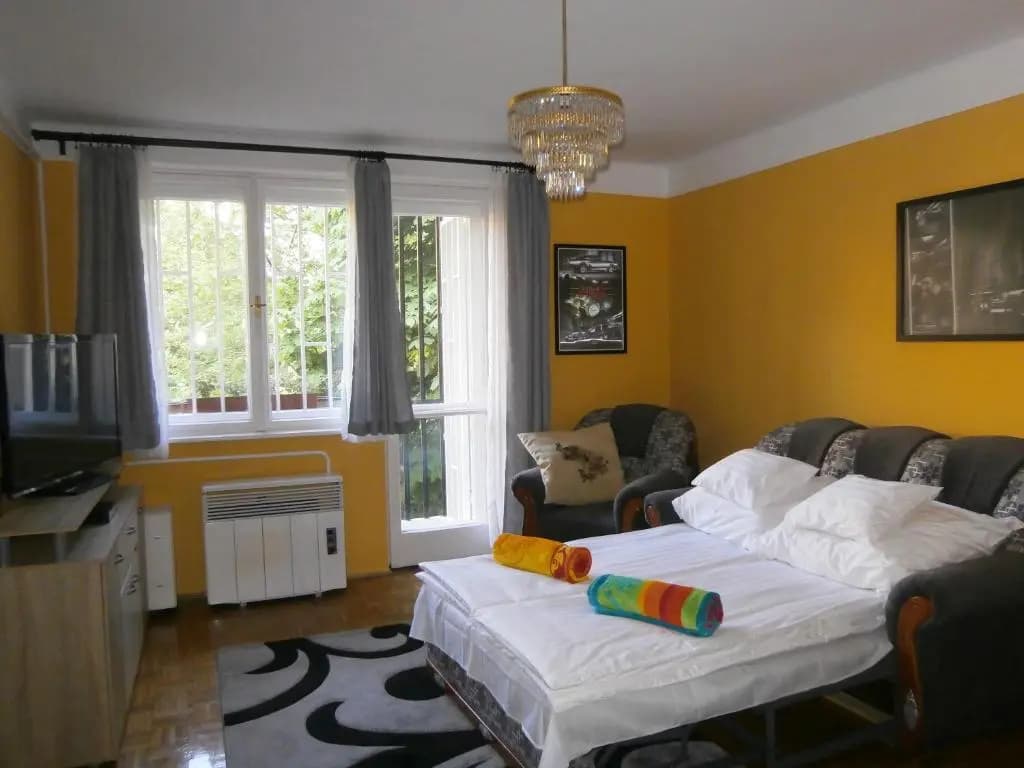 Highland Apartment - photo 2