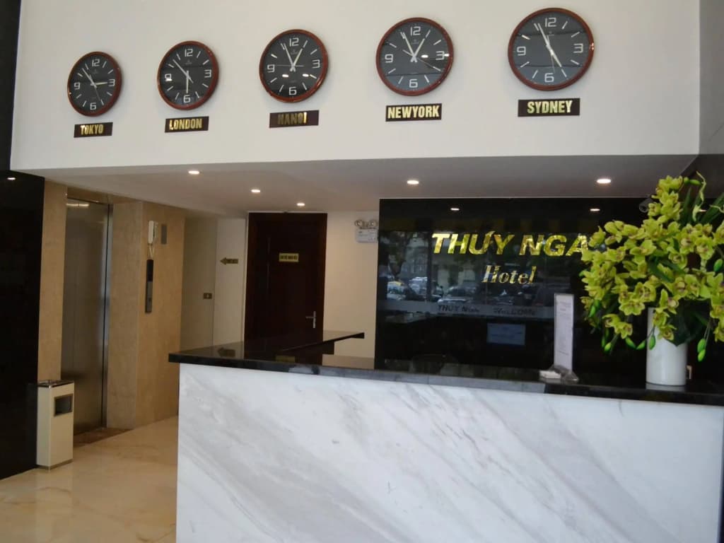 Thuy Nga Hotel Halong - photo 2