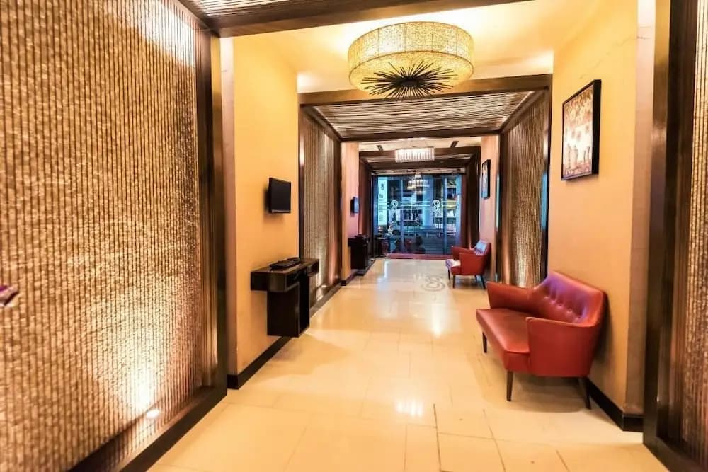 Bally Suite Silom - photo 12