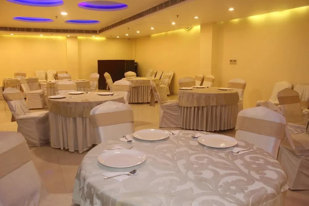 THE J K Hotel C R Park - photo 14