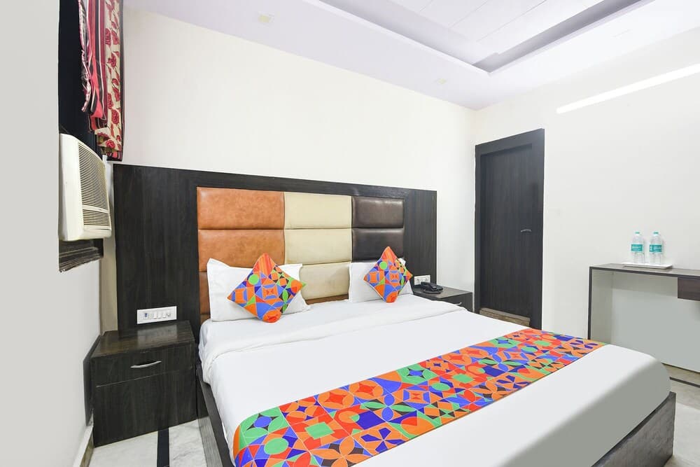 Fabhotel Vishesh Continental - photo 22