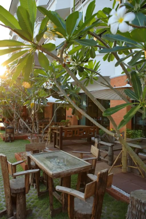 Asia Hotels Group - Poonpetch Chiangmai - photo 21
