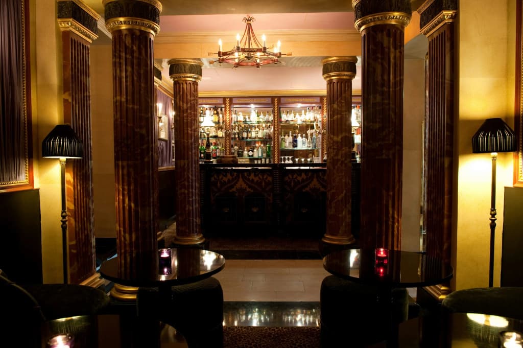 L'Hotel - photo 36