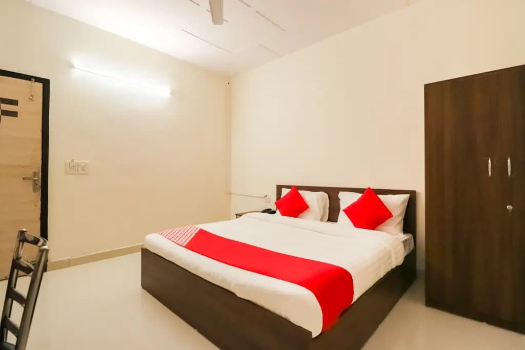 OYO Flagship 80101 Mohit Plaza - photo 4