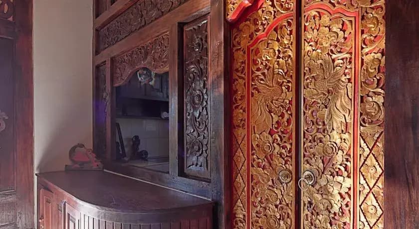 Swallow Guesthouse - photo 6