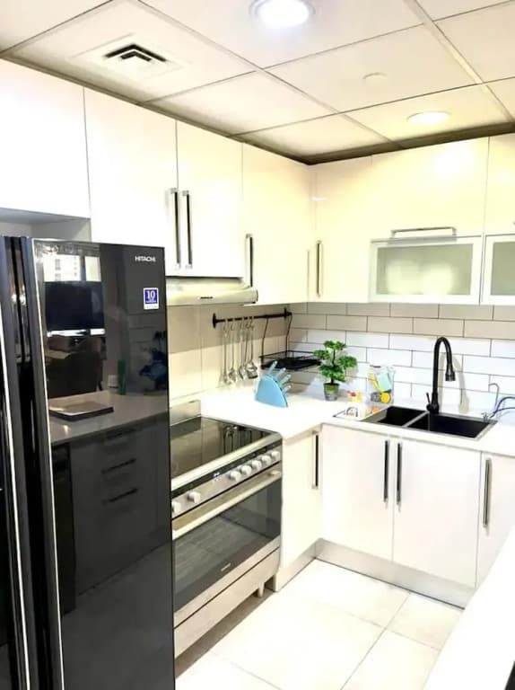 Large 4 Bedroom Sea View Jbr - photo 13