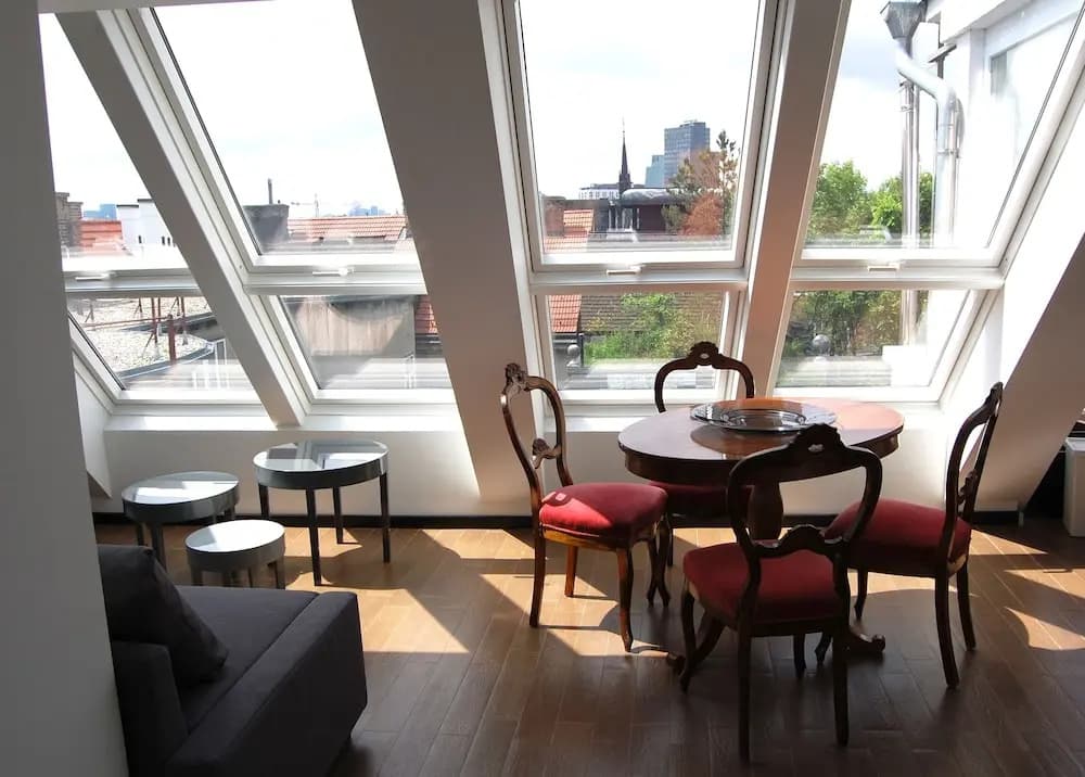 Kunsthaus Apartments - photo 7