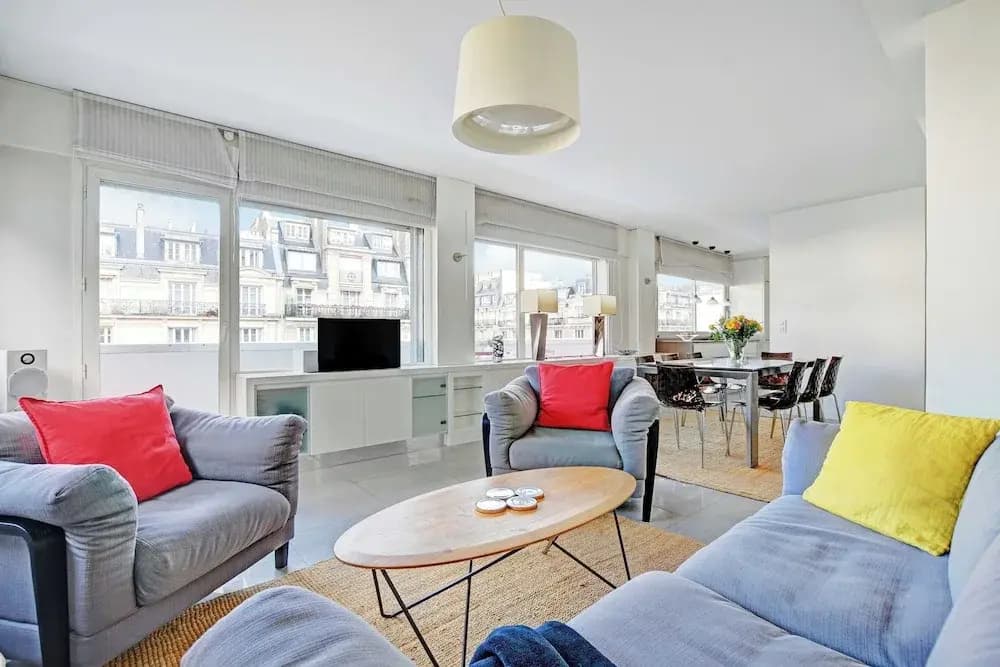 Exceptional 3bdr/6p apt - View of the Eiffel Tower - photo 11