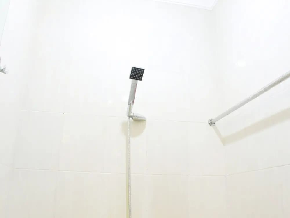 ZEN Rooms Setiabudi 9 - photo 10
