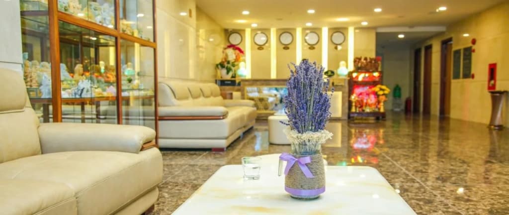 Lavender Riverside Hotel - photo 2
