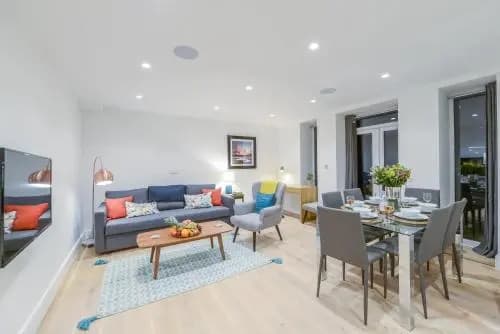Stunning Ealing Apartment - photo 41