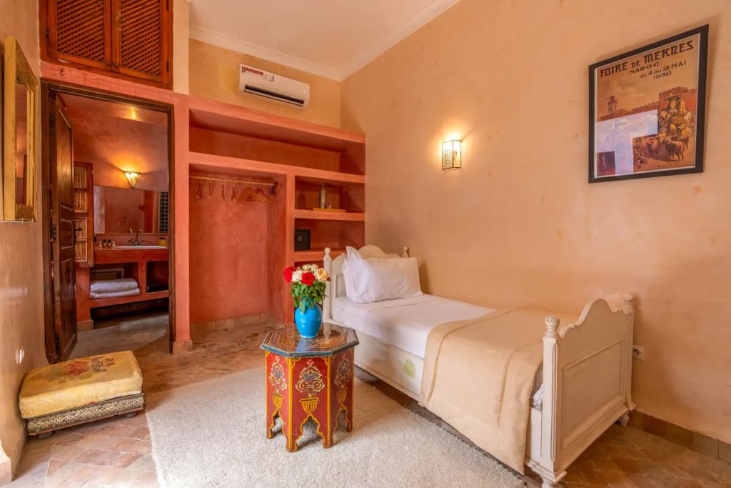 Riad Saba - photo 24