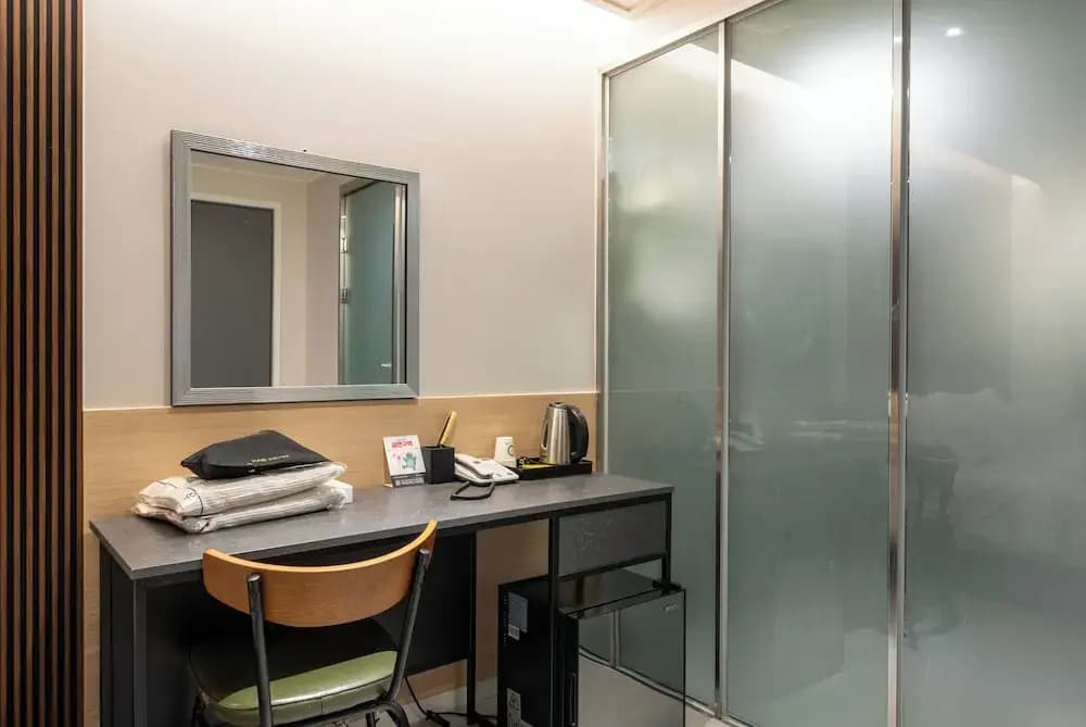M&Lucky Hotel - photo 15