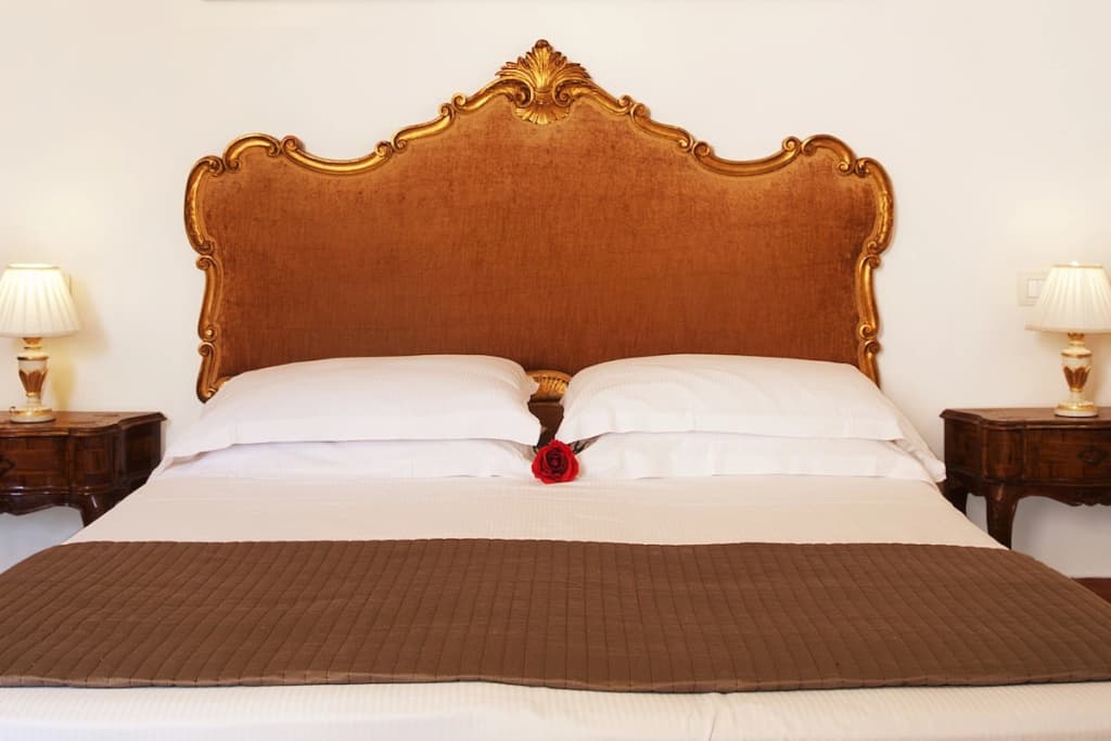 Pantheon Inn - photo 23