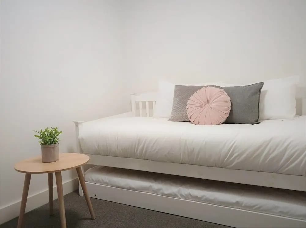 Luxury 1 Bedroom 1 Study With 1 Parking - photo 3