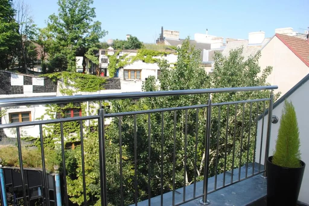 Kunsthaus Apartments - photo 15