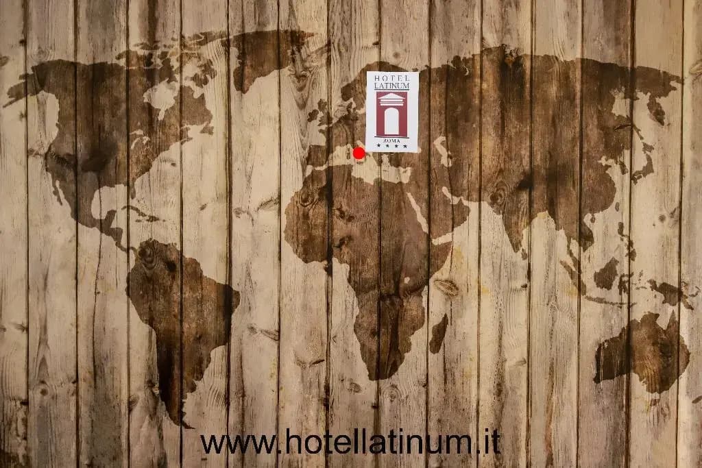 Hotel Latinum - photo 12