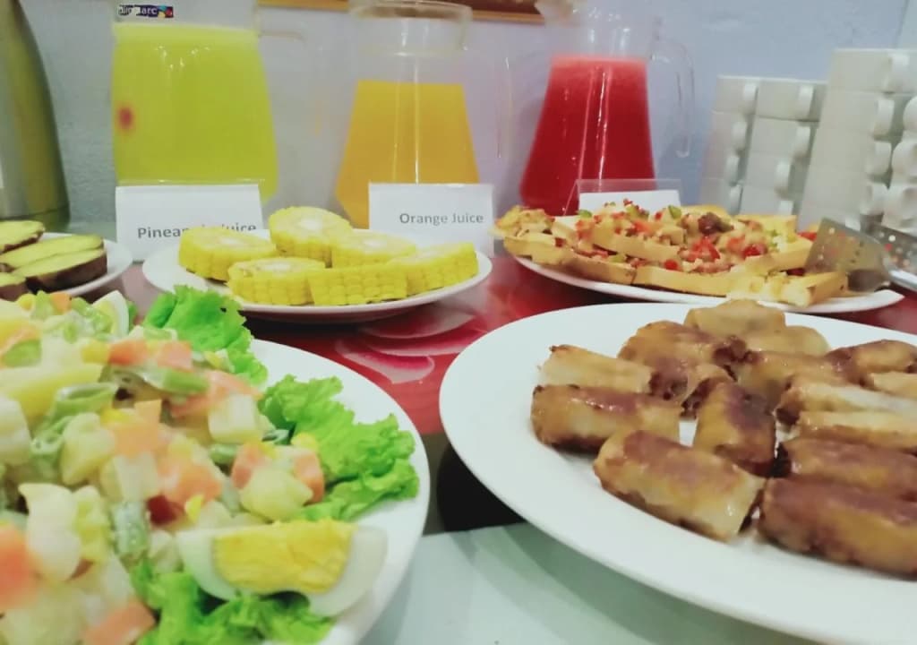 Camel City Hotel - photo 11