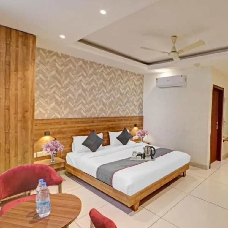 Hotel Golden Glory - photo 6