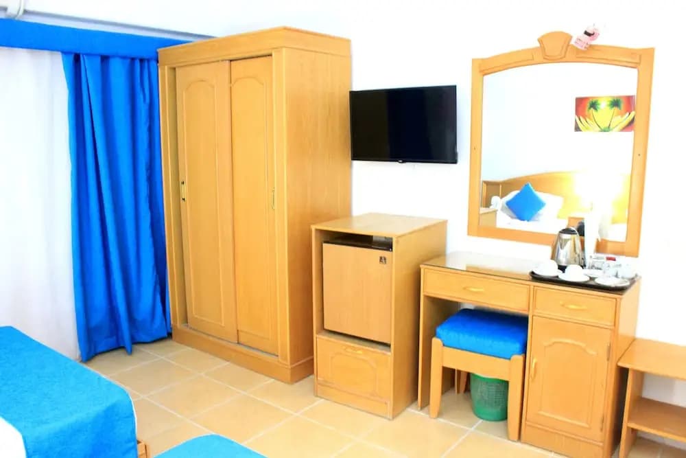 Grand Blue Hotels - photo 4
