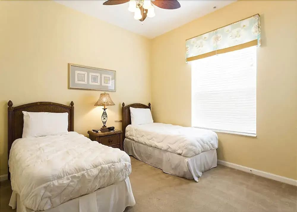 Condo W/view of New Orlando Eye!near Attractions - photo 1