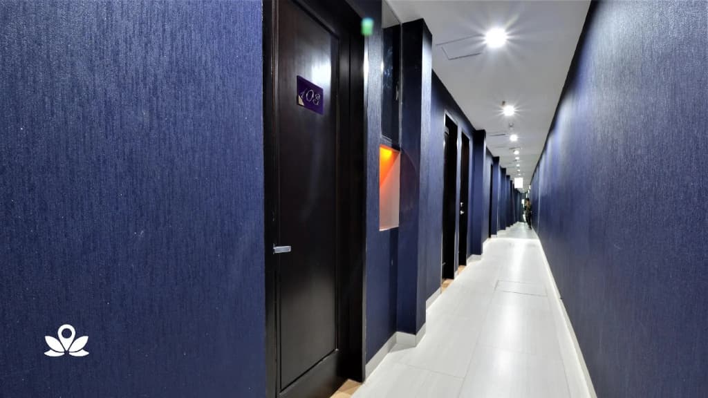 ZEN Rooms Duta Merlin - photo 11
