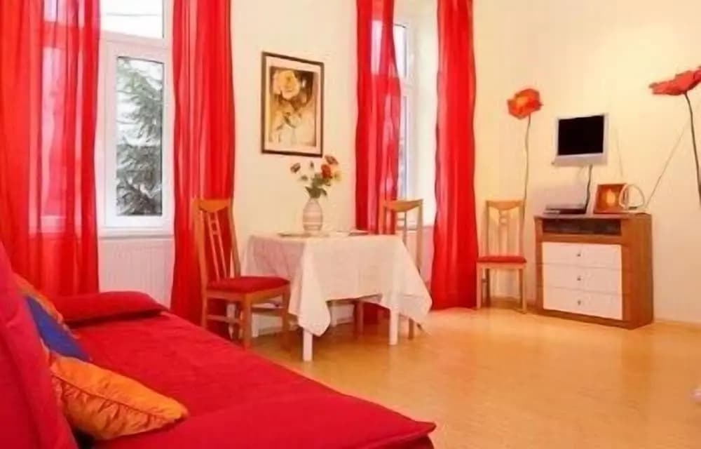 Vienna Garden - photo 3
